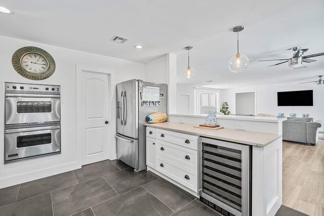 711 SW 25th Place, Boynton Beach, FL 33435