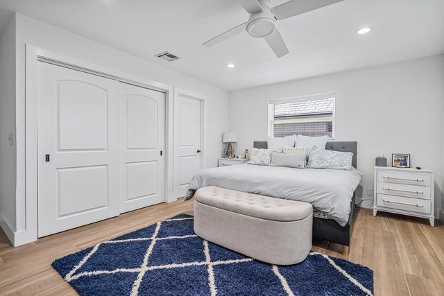 711 SW 25th Place, Boynton Beach, FL 33435