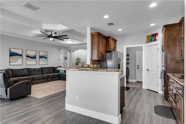 2012 Chesapeake Bay Dr, Portland, TX 78374