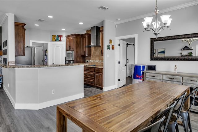 2012 Chesapeake Bay Dr, Portland, TX 78374