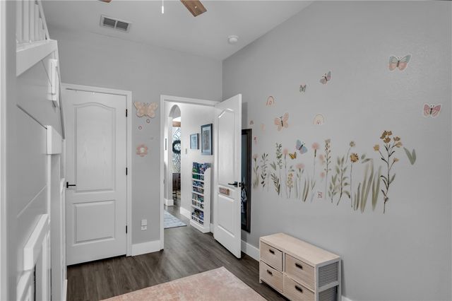 2012 Chesapeake Bay Dr, Portland, TX 78374