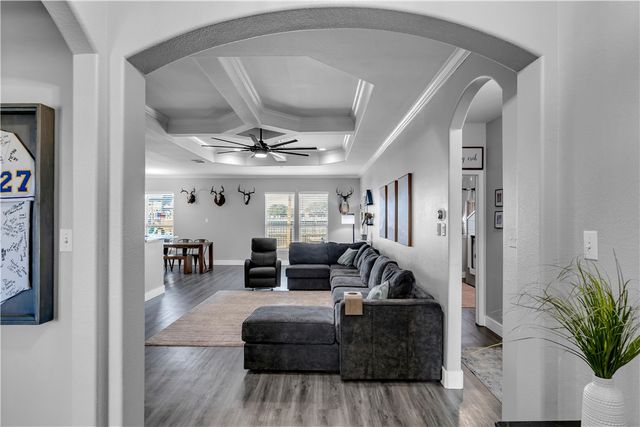 2012 Chesapeake Bay Dr, Portland, TX 78374