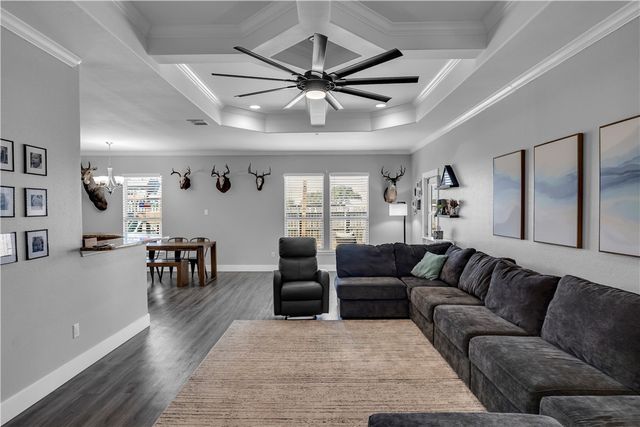 2012 Chesapeake Bay Dr, Portland, TX 78374