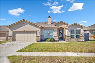 2012 Chesapeake Bay Dr, Portland, TX 78374