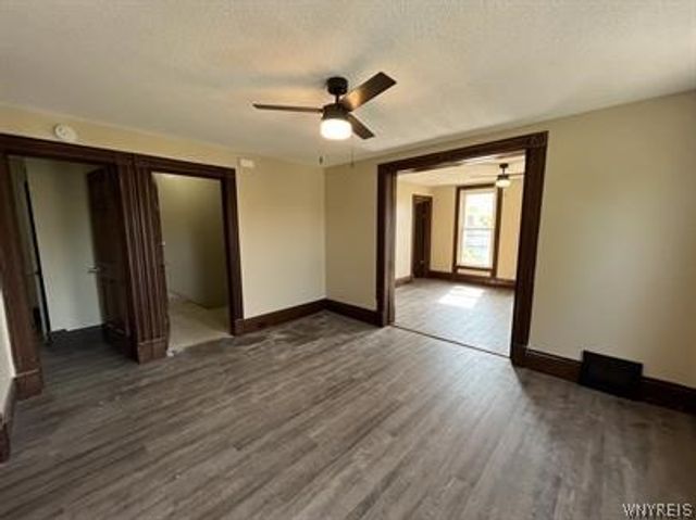 285 Clinton Street, Lockport City, NY 14094