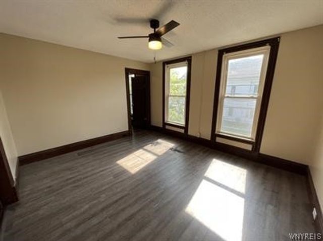 285 Clinton Street, Lockport City, NY 14094