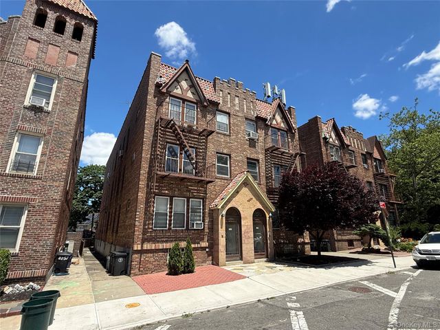 8161 Woodhaven Boulevard, Glendale, NY 11385