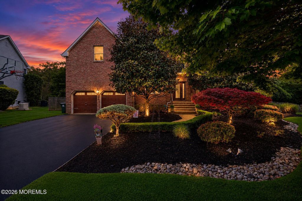 109 Janwich Drive, Morganville, NJ 07751