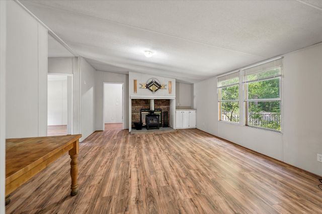 125 Fall Creek Boulevard, Summerville, SC 29483