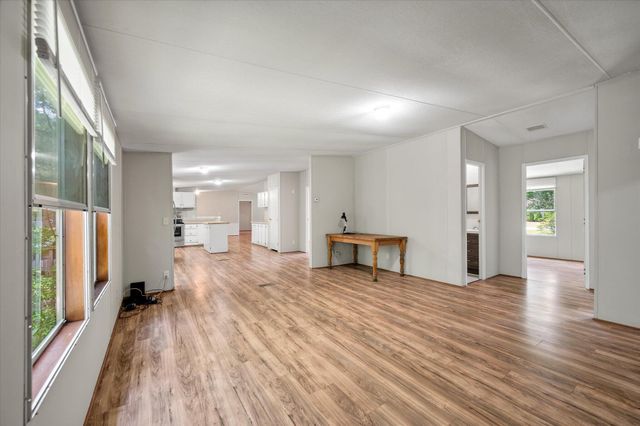 125 Fall Creek Boulevard, Summerville, SC 29483