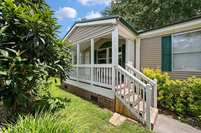 125 Fall Creek Boulevard, Summerville, SC 29483