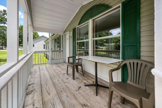 125 Fall Creek Boulevard, Summerville, SC 29483