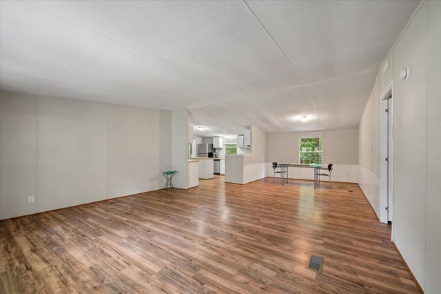 125 Fall Creek Boulevard, Summerville, SC 29483