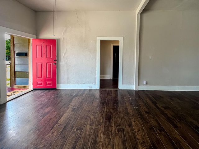 1216 Delaware ST, San Antonio, TX 78210