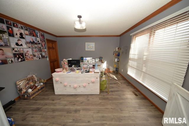 501 CARDINAL Drive, Mt Vernon, IL 62864