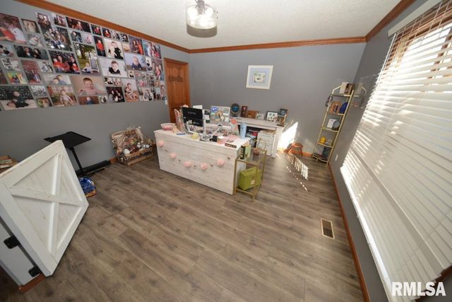 501 CARDINAL Drive, Mt Vernon, IL 62864