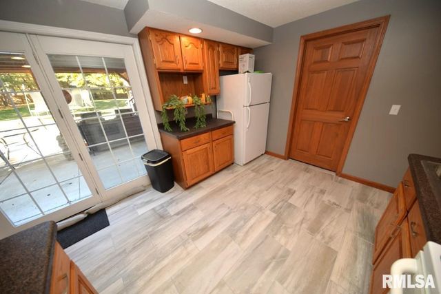 501 CARDINAL Drive, Mt Vernon, IL 62864