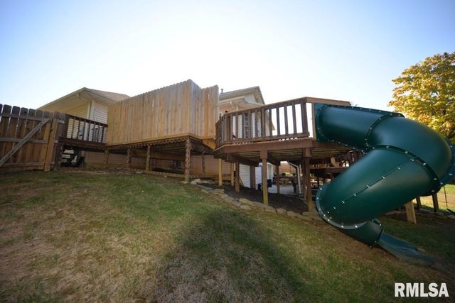 501 CARDINAL Drive, Mt Vernon, IL 62864