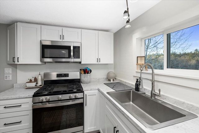 881 Franklin Highway, Andover, NH 03216