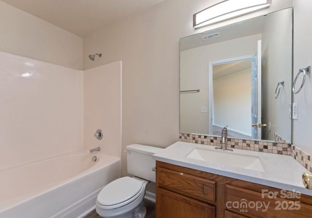 5114 Brooktree Drive, Charlotte, NC 28208