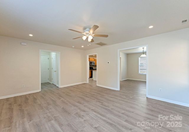 5114 Brooktree Drive, Charlotte, NC 28208