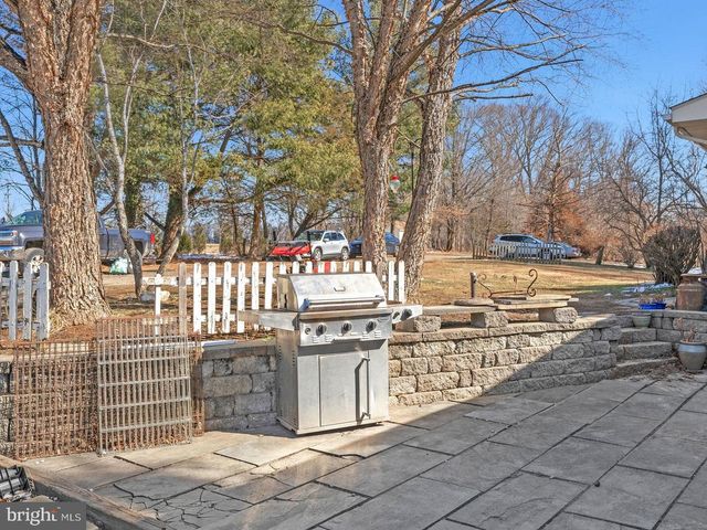 14757 BEAMERTOWN RD, Hillsboro, VA 20132