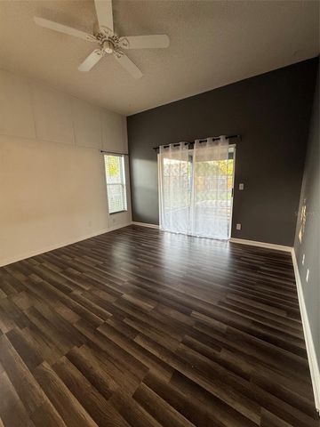5841 DORHAM PLACE, Wesley Chapel, FL 33545