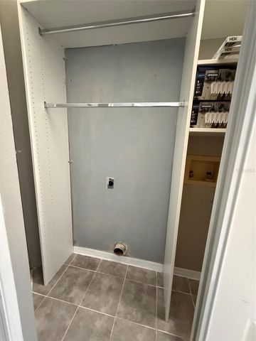 5841 DORHAM PLACE, Wesley Chapel, FL 33545