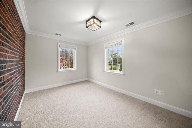 1308 N ILLINOIS ST, Arlington, VA 22205