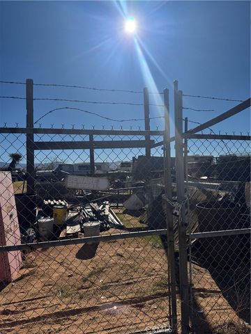 14423 Lynn, Apple Valley, CA 92307