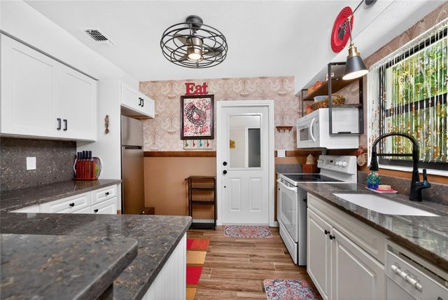 312 MCGREGOR STREET, Punta Gorda, FL 33950