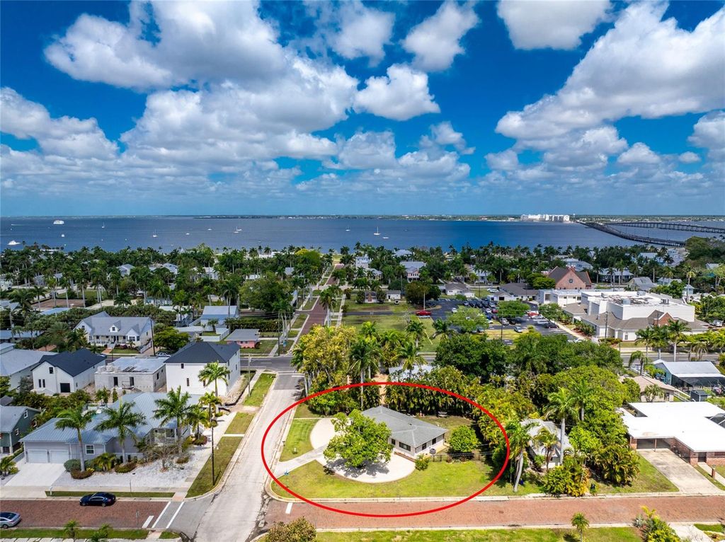 312 MCGREGOR STREET, Punta Gorda, FL 33950