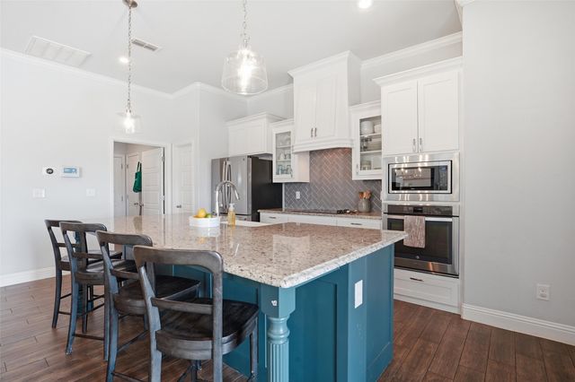 308 Jasmine Court, Aledo, TX 76008