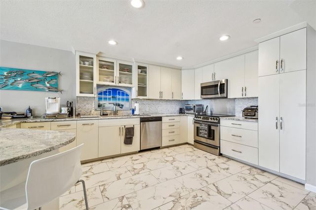 19010 GULF BOULEVARD 203, Indian Shores, FL 33785