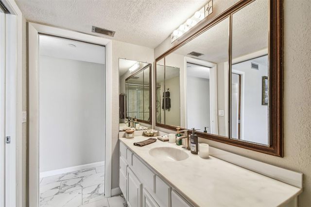 19010 GULF BOULEVARD 203, Indian Shores, FL 33785