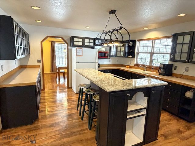 95 Arrowhead Trail, Bozeman, MT 59718