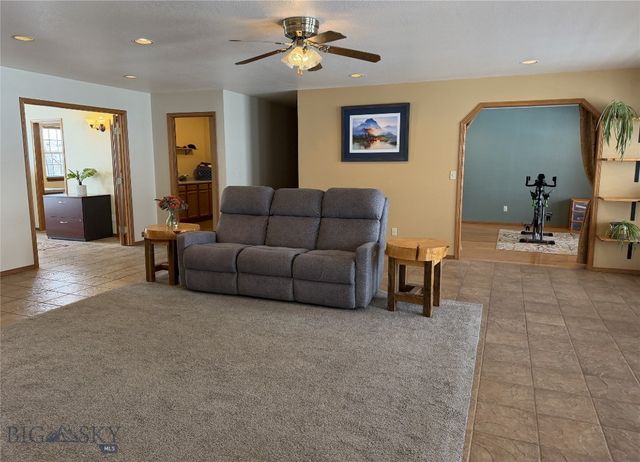 95 Arrowhead Trail, Bozeman, MT 59718