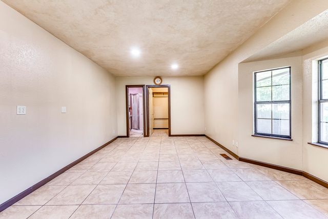 10807 N 177th East Avenue, Owasso, OK 74055