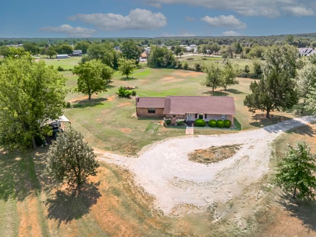 10807 N 177th East Avenue, Owasso, OK 74055