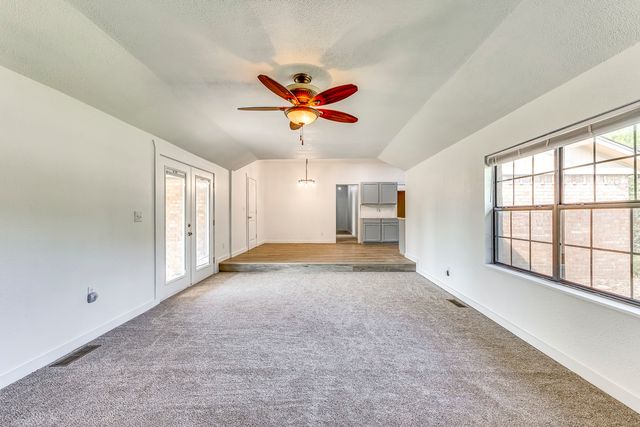 10807 N 177th East Avenue, Owasso, OK 74055