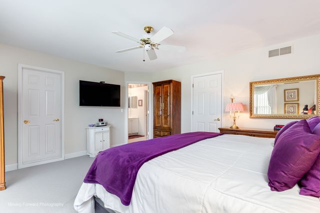 2737 Cameron Court, Darien, IL 60561