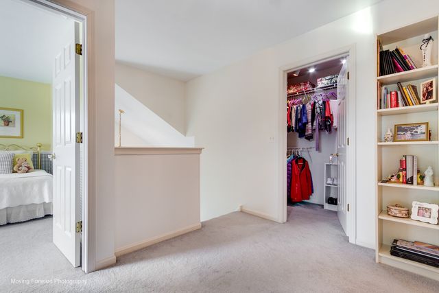 2737 Cameron Court, Darien, IL 60561