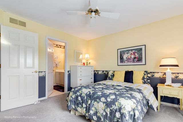 2737 Cameron Court, Darien, IL 60561