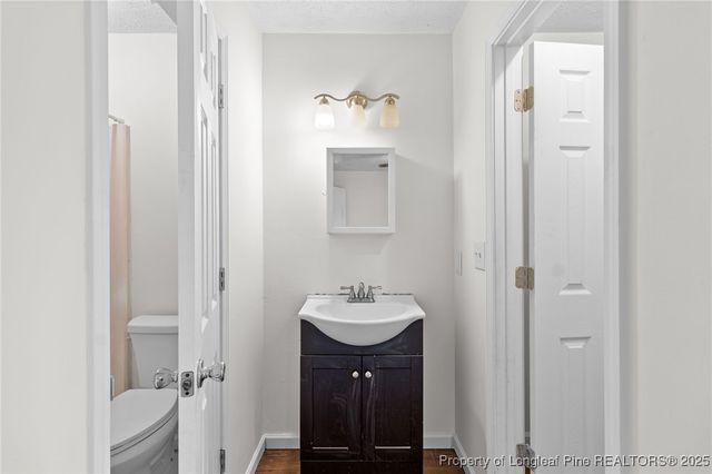 1033 Oakstone Drive, Fayetteville, NC 28314