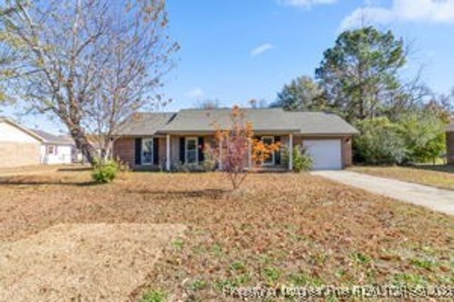 1033 Oakstone Drive, Fayetteville, NC 28314