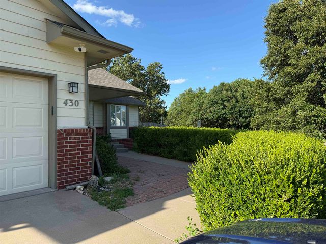 430 E Wild Plum Rd, Derby, KS 67037