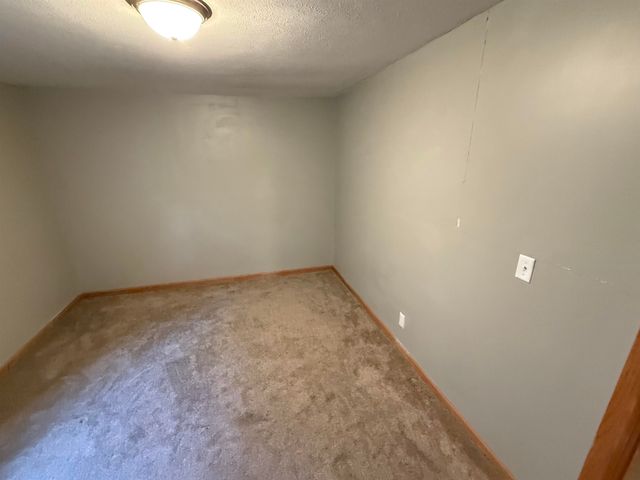 430 E Wild Plum Rd, Derby, KS 67037