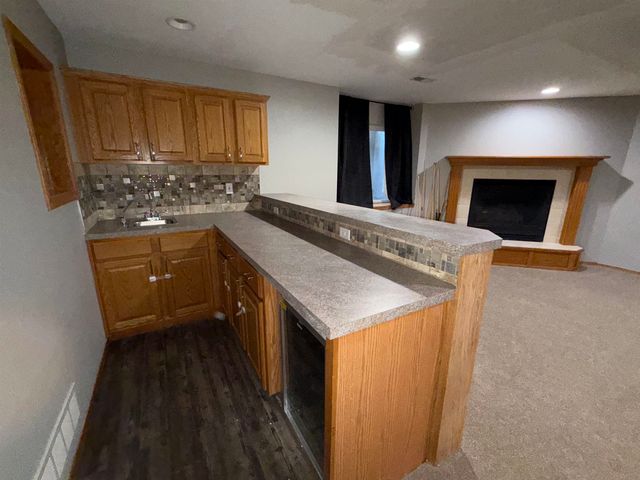 430 E Wild Plum Rd, Derby, KS 67037