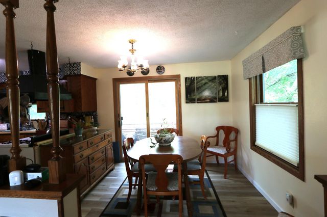 345 Walnut Lane, Apple Valley, MN 55124