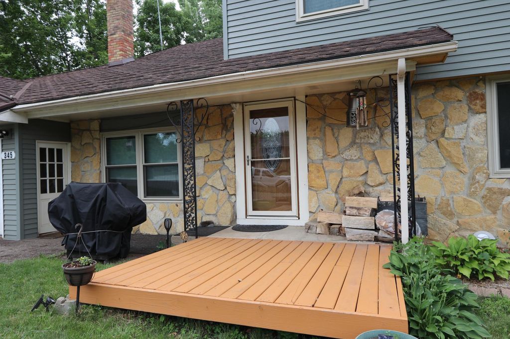 345 Walnut Lane, Apple Valley, MN 55124 — photo 2